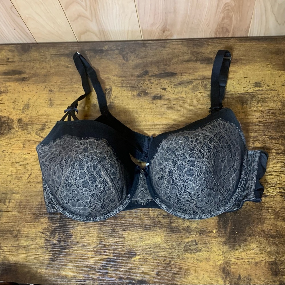 Women’s Cacique Lightly Lined Underwire 42D Balconette Gold Floral Lace Bra